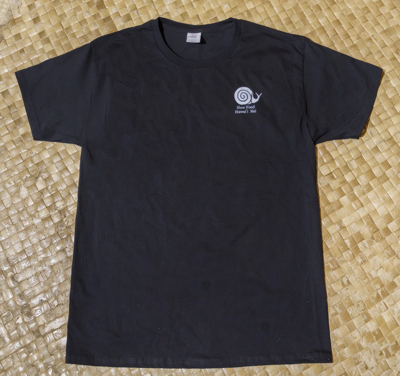 ‘Ono & Pono t-shirt with delicious and righteous design